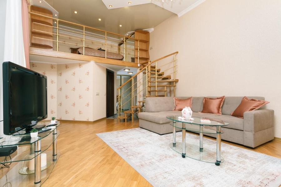 Stylish two-level flat 2 min from Khreschatyk Kiew Exterior foto