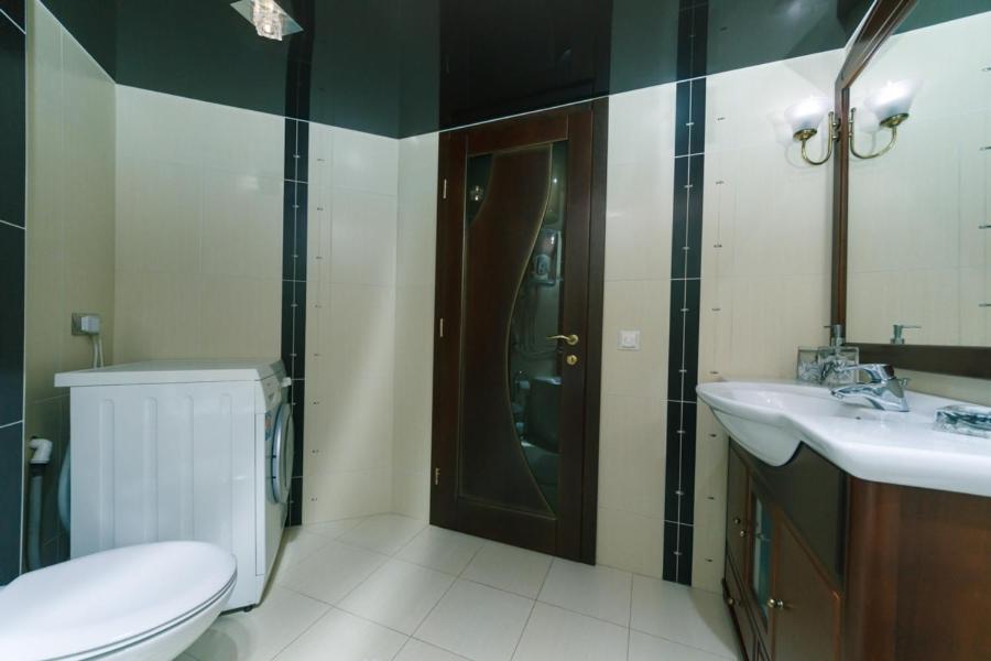 Stylish two-level flat 2 min from Khreschatyk Kiew Exterior foto