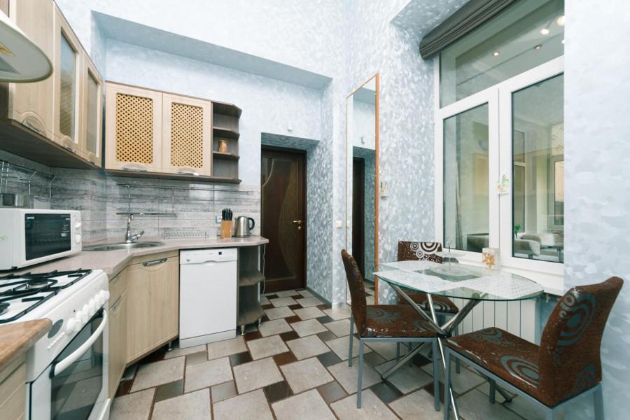 Stylish two-level flat 2 min from Khreschatyk Kiew Exterior foto