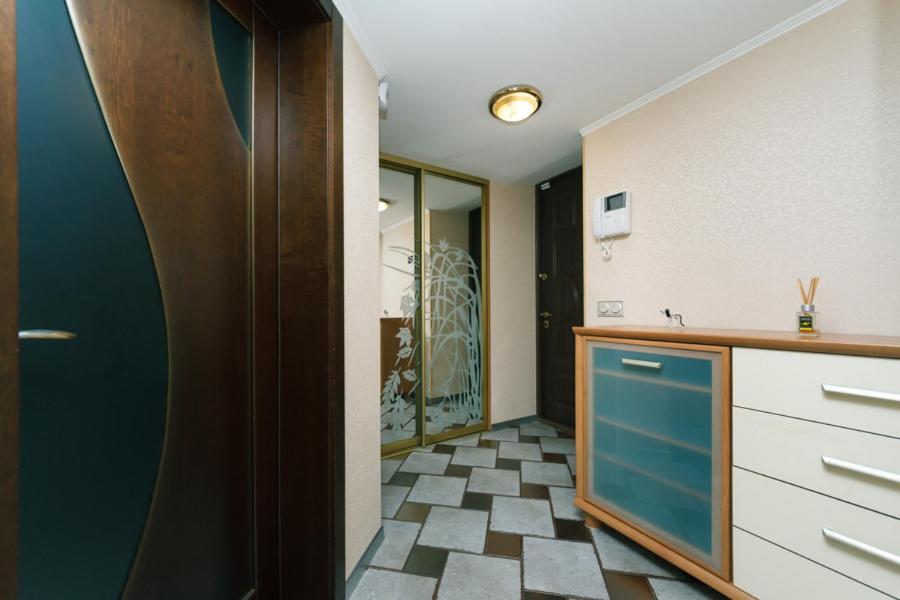 Stylish two-level flat 2 min from Khreschatyk Kiew Exterior foto